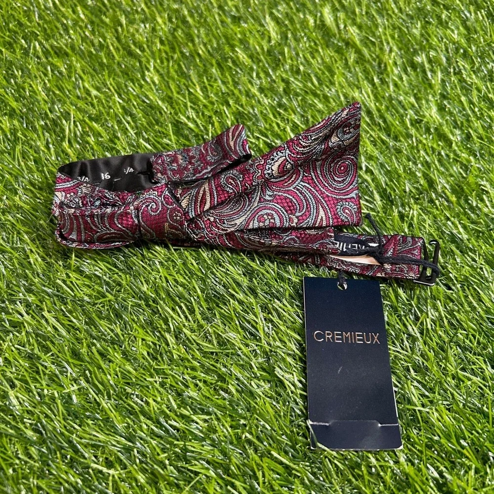 Cremieux Paisley Bow Tie Mens One Size Burgundy Silk Adjustable Self Tie NWT